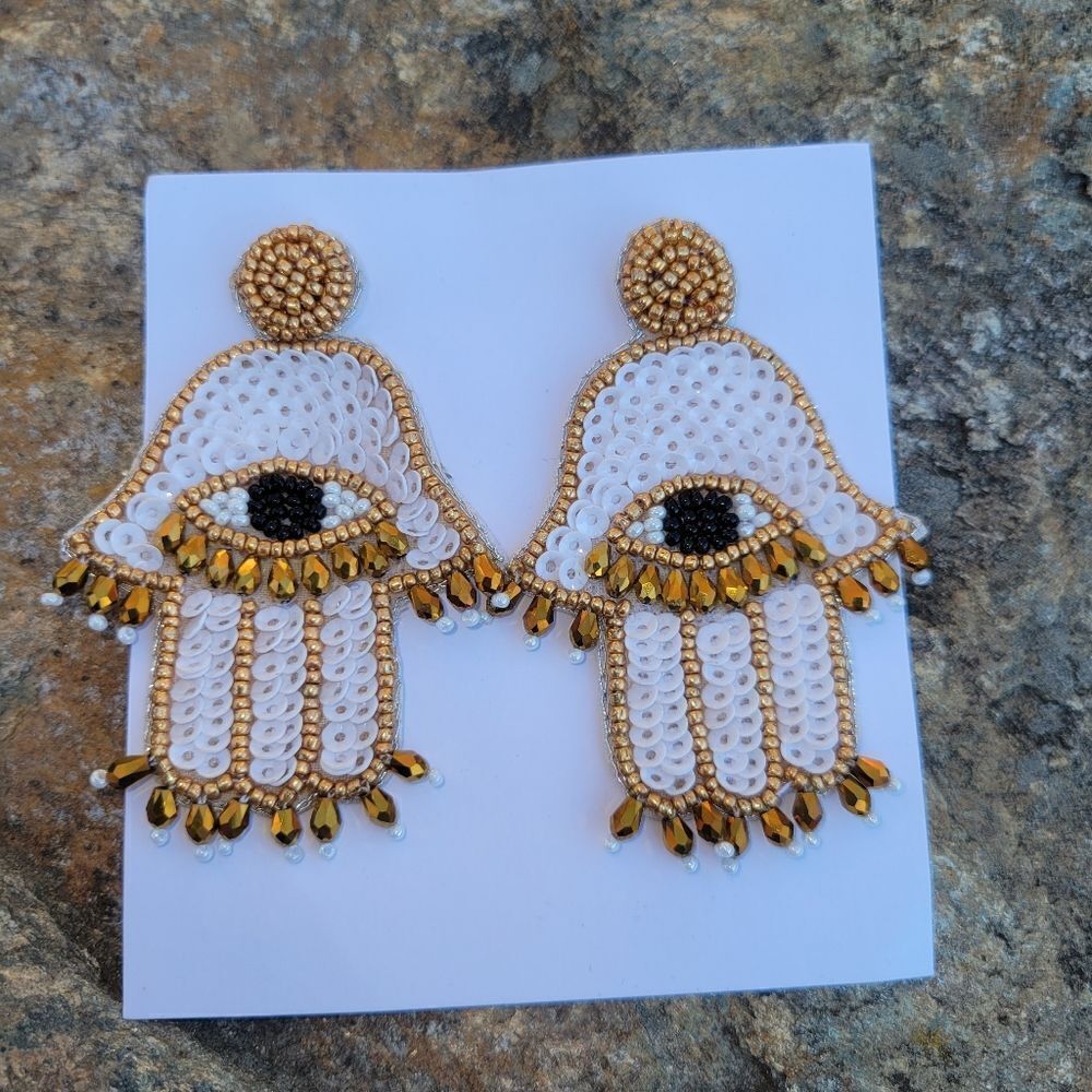 White Seeded Beaded Hamsa Design Earrings In Goldtone View 2